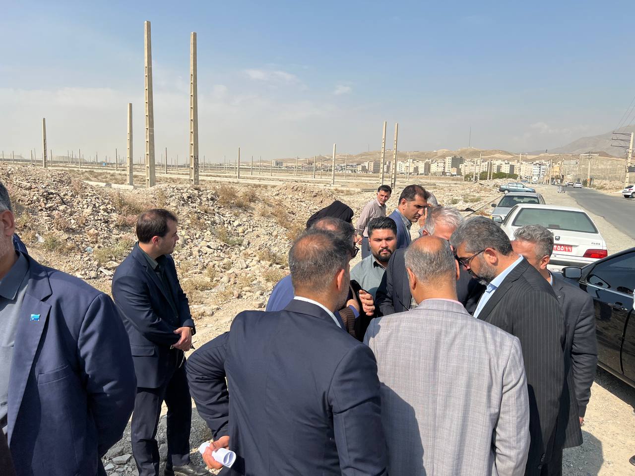 بازدید میدانی مسئولان شهرستان قدس برای ساماندهی رودخانه کرج