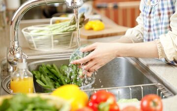 روشی برای ضدعفونی کردن سبزیجات