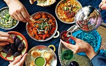 افطاری و شام با هم خورده شود بهتر است؟

