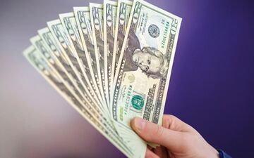 قیمت دلار ۶ مرداد ماه۱۴۰۰ 