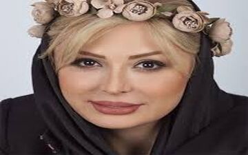 شلوار پاره و عجیب بازیگر زن مشهور