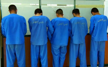 تعطیلی دورهمی توسط پلیس / دستگیری 13 زن و مرد مست