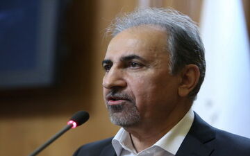 شهردار تهران از کمک شهرداری به برف‌روبی فرودگاه مهرآباد خبر داد