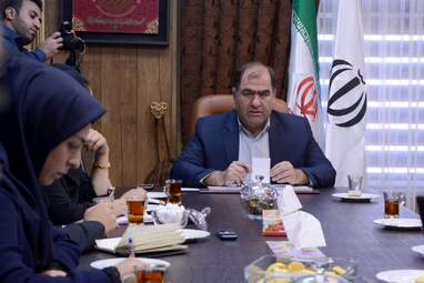 نشست اعضای انجمن نویسندگان، خبرنگاران و عکاسان ورزشی ایران - شعبه کرمانشاه با مدیرکل اداره ورزش و جوانان