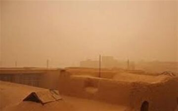 وزش طوفان و گرد و خاک در منطقه سیستان تداوم دارد 
