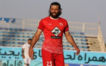 فسخ یکطرفه عباس زاده با تراکتور 
