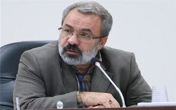 نماینده مجلس: حقوق‌ها ۵۰ درصد زیاد نشود، بودجه را رد می‌کنیم