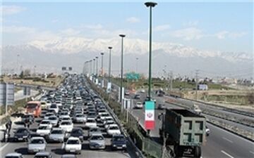 توپ فوتبال جان پسر 13 ساله را در اتوبان زنجان - تبریز گرفت