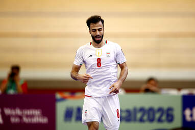 Iran-1-v-Uzbekistan