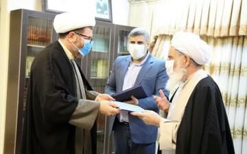 امام زادگان پایگاه فرهنگی استان هستند/تقدیر امام‌جمعه کرمانشاه از مسئولین اوقاف و دستگاه قضایی