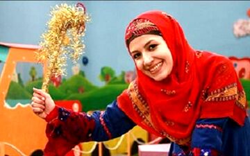 تیپ خاله شادونه در حرم امام رضا(ع) با چادر سفید +عکس
