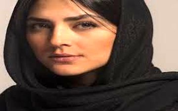 پوشش خانم بازیگر در یک مهمانی