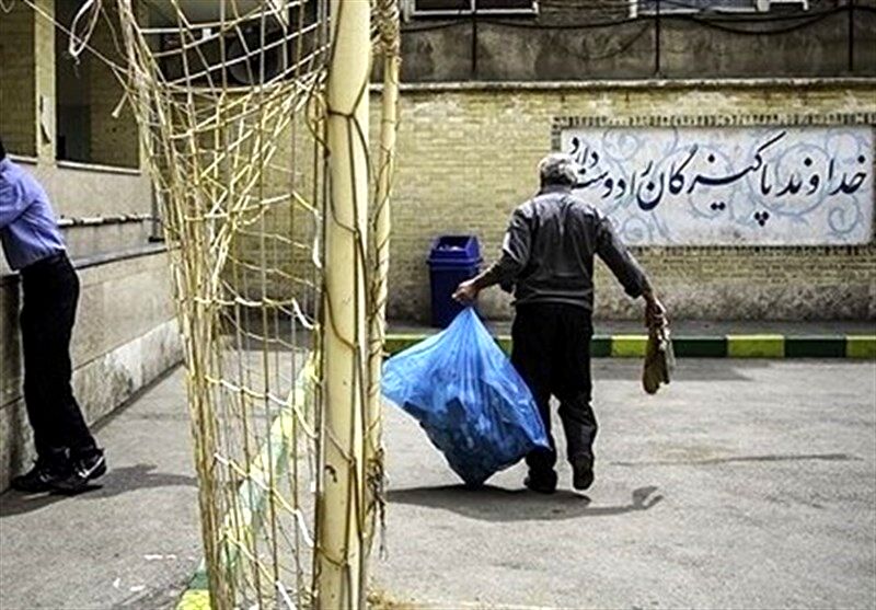 کمبود نیروی سرایدار و خدمتگزار در مدارس | نیاز به ۴۰۰۰۰ نیروی جدید

