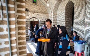 زمان رأی گیری در استان قزوین ۲ ساعت تمدید شد