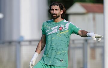 بیرانوند پس از مصاحبه جنجالی عذرخواهی کرد؛ آینده‌اش با تراکتور روشن است
