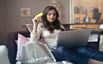 راهکارهای روانشناختی برای مقابله با اعتیاد به ولخرجی