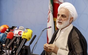 18 نفر در پرونده های ارزی و واردات خودرو دستگیر شدند