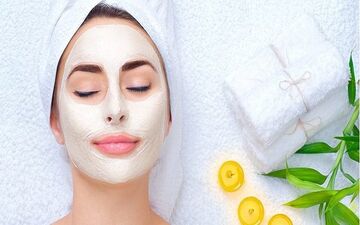 روی پوست خود کیوی بگذارید