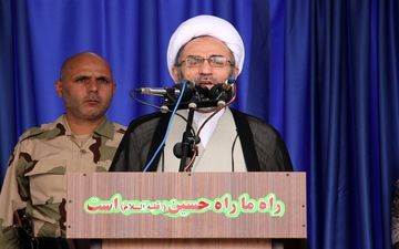امام جمعه رشت: سپاه پاسداران زمینه‌ساز عمده شکست‌های آمریکا در خاورمیانه بود