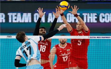ایران 3  آرژانتین2؛ بلند قامتان ایران گام اول  را محکم برداشتند/ آرژانتین مقهور قدرت جوانان ایران شد