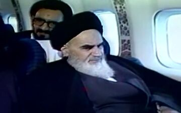 پاسخ جالب امام خمینی (ره) به خبرنگار و احساس ایشان از بازگشت به ایران +فیلم 