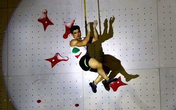 رضا علیپور پنجمین طلای کاروان ایران را گرفت