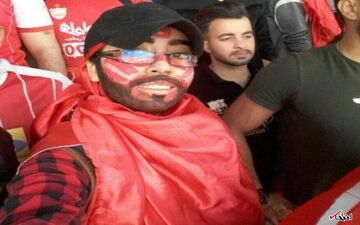 گفت‌وگوی خواندنی با دختری که با گریم مردانه به تماشای بازی پرسپولیس رفت + عکس