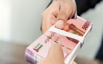 شرایط جدید وام رحمت پست بانک | وام فوری یک‌ماهه با کارمزد پایین ۴ درصد