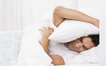 این 8 خوراکی "قاتلین" خواب آرام هستند!