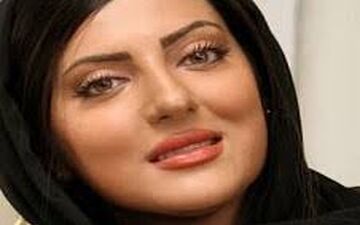 سلفی خوابیده هلیا امامی در کنار آرامگاه پدرش در بهشت زهرا