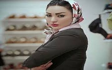 سلفی آینه ای شقایق دلشاد و دوستانش در پشت صحنه فیلم یکتا