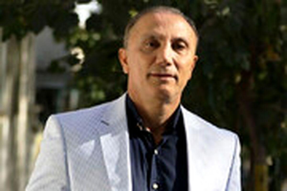 سمیعی باید بداند اداره باشگاه پرسپولیس سخت‌تر از وزارتخانه است