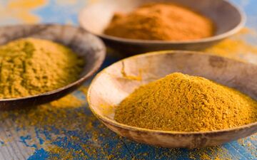 فواید عجیب ادویه برای پوست و مغز