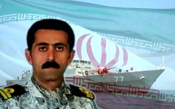 پیکر شهید حادثه برخورد ناوشکن دماوند با موج شکن در دریا کشف شد