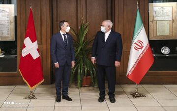 وزیر خارجه سوئیس: با ظریف گفت‌و‌گوی ثمر بخشی داشتم

