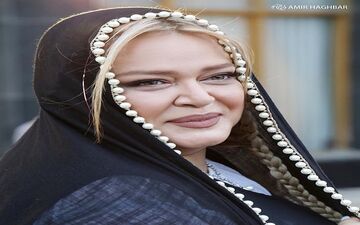 لباس عجیب بهاره رهنما در کنار همسر و خواننده معروف+عکس