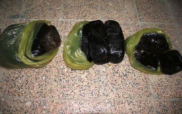 کشف بسته پُستی تریاک و شیشه در کرمانشاه
