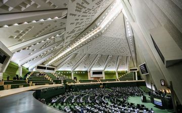 گزارش وزیر کشور و شهردار تهران از پلاسکو در دستور کار امروز مجلس