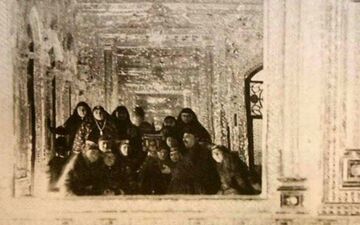 اولین سلفی خانوادگی تاریخ جهان در ایران! +عکس