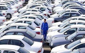قیمت خودرو تا پایان سال کاهش می‌یابد