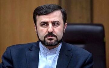 
معاون عراقچی: اولویت ما در حال حاضر مذاکره با آمریکا نیست/ پیام‌هایی رد و بدل می‌شود 