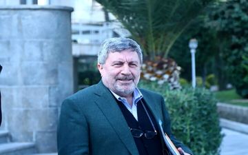 حضرتی: یارانه باید با حذف رانت ارز ترجیحی مستقیم به مردم برسد