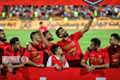 جشن اهدای جام قهرمانی سوپر جام به پرسپولیس