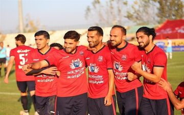  پیروزی نساجی در مشهد مقابل ذوب آهن