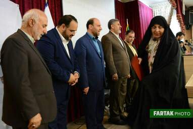 پاسداشت روز خبرنگار و تجلیل از خانواده شهدای خبرنگار  و روزنامه‌نگاران توسط بسیج رسانه کرمانشاه 