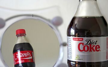 با مصرف نوشابه رژیمی چه اتفاقی برای بدن می‌افتد؟
