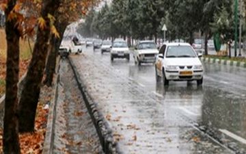 به دلیل شرایط جوی نامساعد اتوبان‌های تهران قفل شد