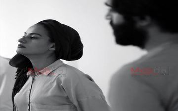 پوشش و گریم شبنم گودرزی در نمایش غسالخونه (عکس)