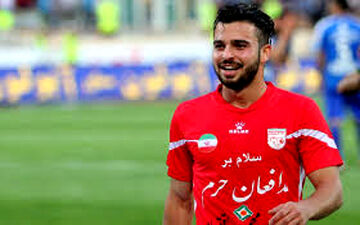 هافبک طلایی پرسپولیس تنها در این صورت جدا نمی‌شود