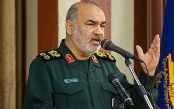 سرلشکر سلامی: دشمن امروز متوجه شده است قدرت همانی است که ما در اختیار داریم
